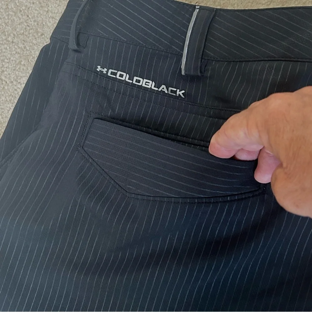 Under Armour Golf Shorts Black Pinstripe‎ Pattern Coldblack Moisture Wicking